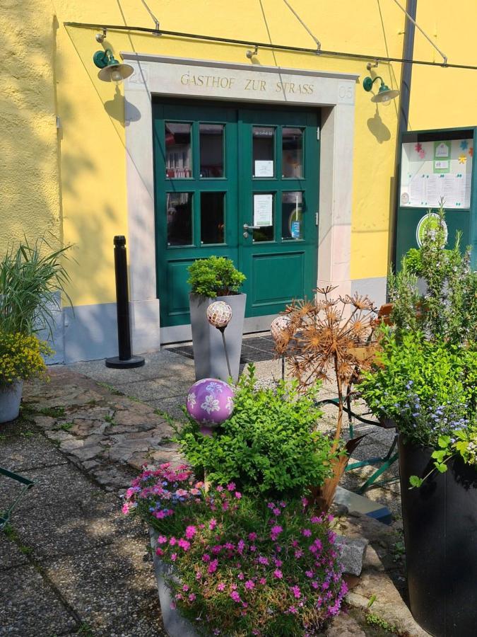 Gasthof Zur Strass Ойгендорф Экстерьер фото
